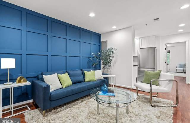 1241 18TH Street NE unit: 5