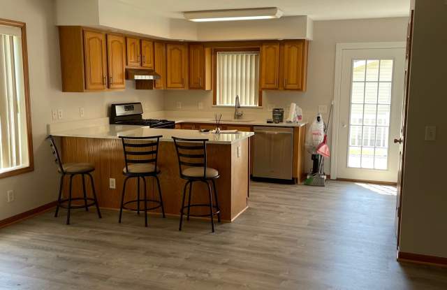 200 North Hobart Road