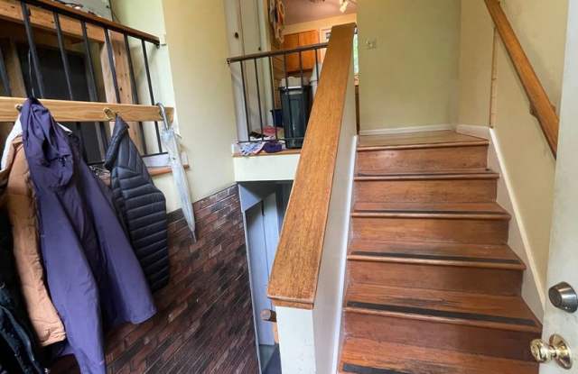 Spacious 4-Bedroom Home in Ann Arbor | Nature Lover’s Retreat with Mature Edible Forest Garden