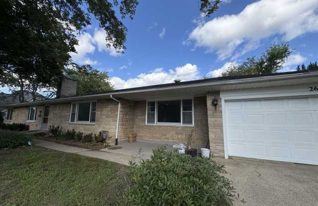 Photo of 260 N saint marys Road