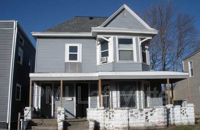 1112 Brown Street