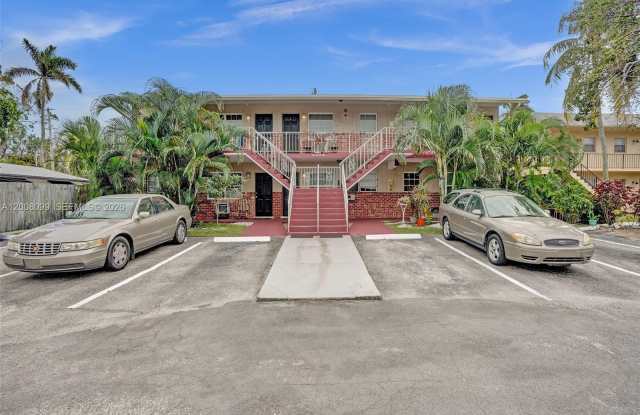 1211 NE 23rd Ave