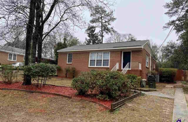 106 Benton Drive - 106 Benton Avenue, Warner Robins, GA 31088