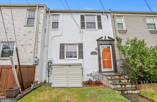 3012 HICKORY STREET - 3012 Hickory Street, Alexandria, VA 22305