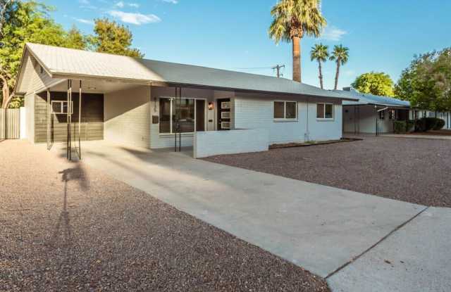 Photo of Biltmore District Luxury – Month-to-Month Only $4,500 (All Utilities Included!)