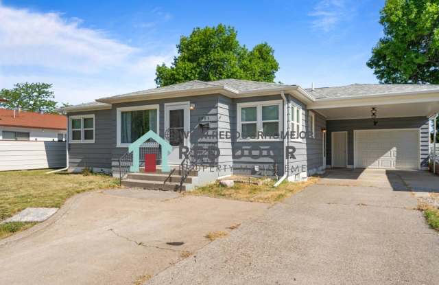 Photo of Relaxing Home Close to Malmstrom AFB & Aquatic Center -J