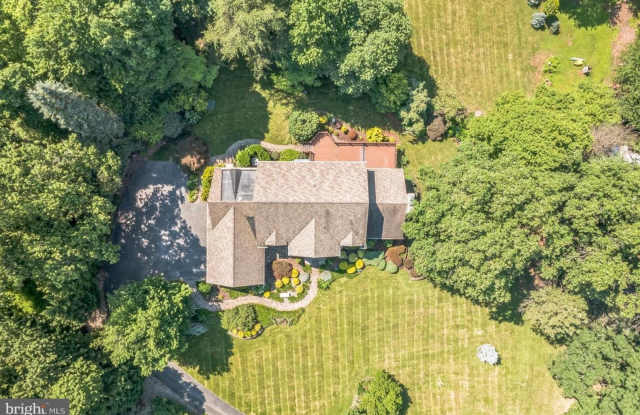 For Rent! Large 5-Bedroom, 3.5-Bath Home with Scenic Views