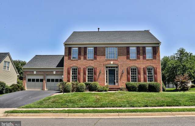 3027 FRANKLIN CORNER LANE