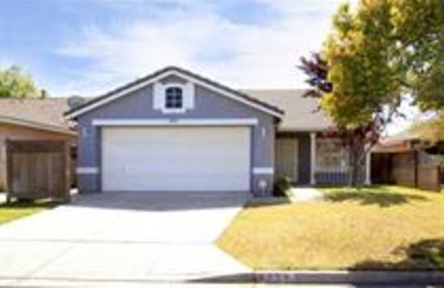 5633 West Norwich Ave (NEW)