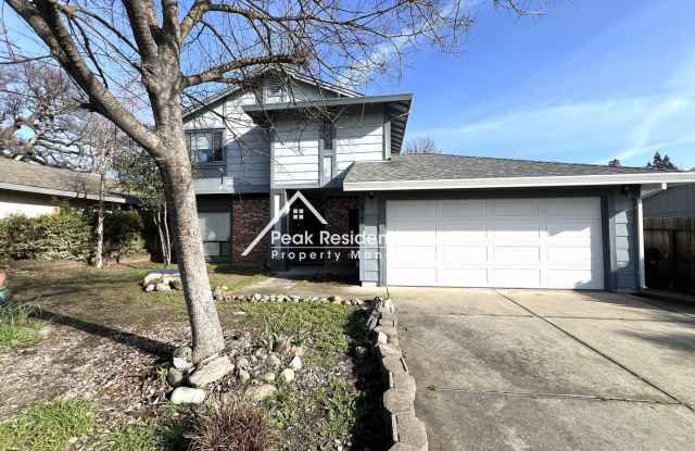 Photo of Spacious Antelope 4bd/2.5ba Home with 2 Car Garage