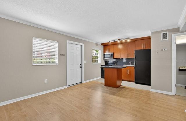 2507 E CENTRAL BOULEVARD