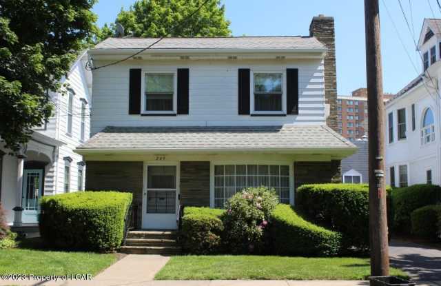 249 N Maple Street