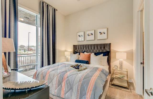 Eastbank River Walk Townhomes & Apartments