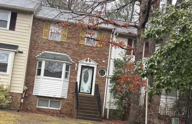 22424 GREENVIEW COURT