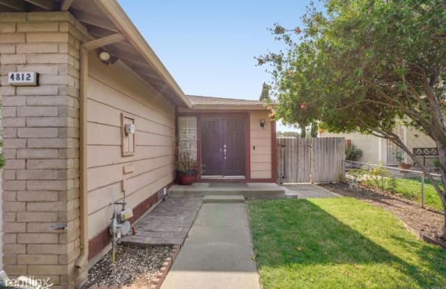 4812 Fernwood Ct - 4812 Fernwood Court, Fairfield, CA 94534