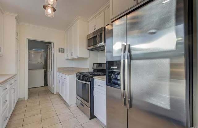 Photo of 10847 Balboa Boulevard