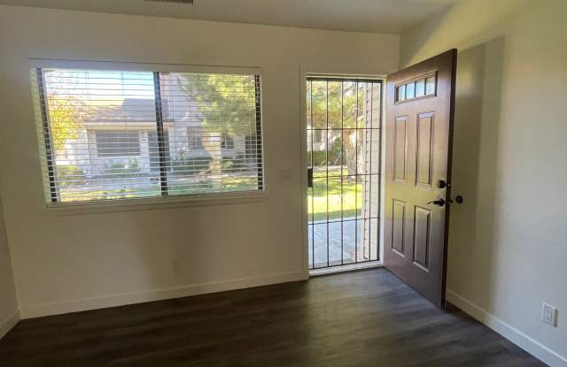 Photo of 309 Rim Rock Circle