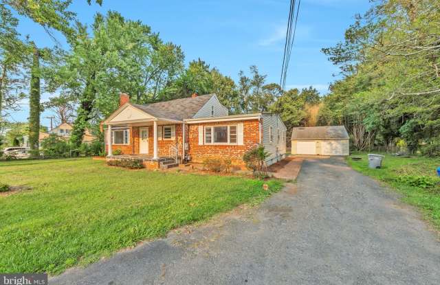 3307 BEECHTREE Lane