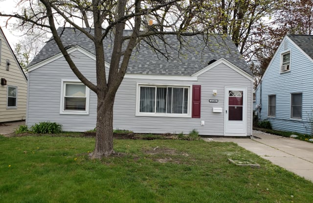 17393 Lincoln Ave - 17393 Lincoln Avenue, Eastpointe, MI 48021