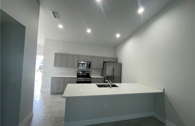 1501 Gleason Parkway