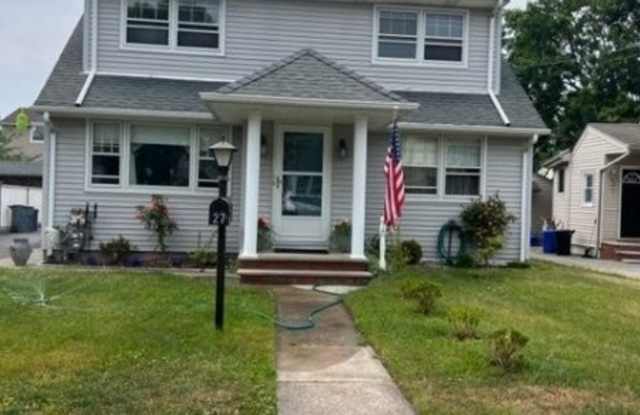 27 Garwood Ct