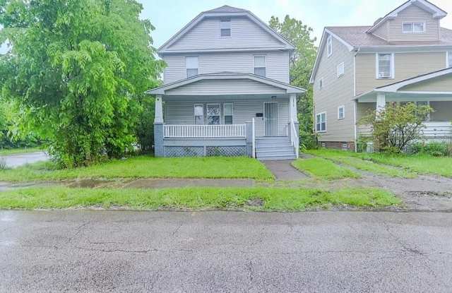 Photo of 13512 Edgewood Avenue