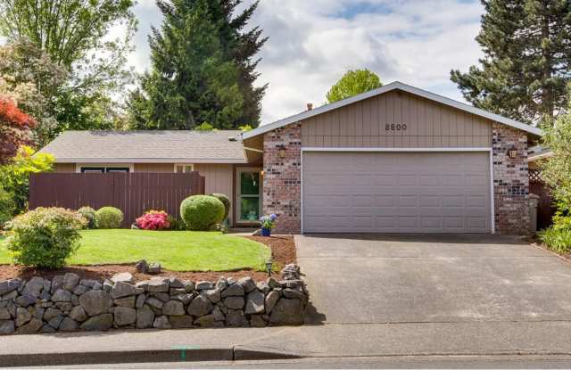 Great One Level Home in Tualatin Won't Last Long!