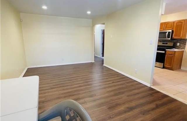 1072 East 85th Street