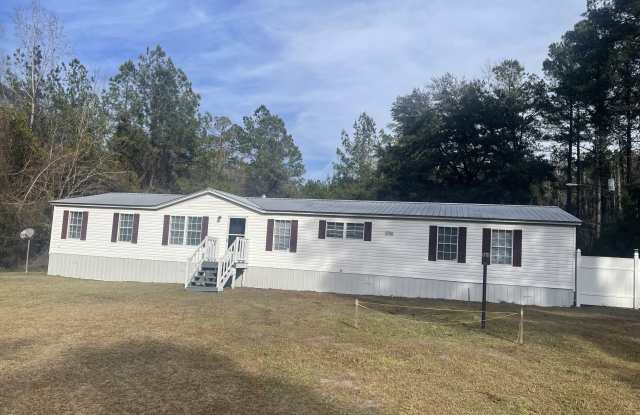 Photo of 824 Loglanding Road