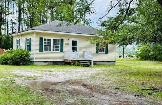 3660 Old Maco Road NE