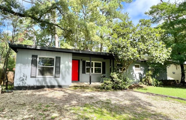 422 Fairbanks Drive - 422 Fairbanks Drive, Tallahassee, FL 32304