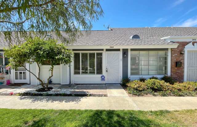 Single-Story Condo Steps from OC Fairgrounds & Minutes to Eastside Costa Mesa