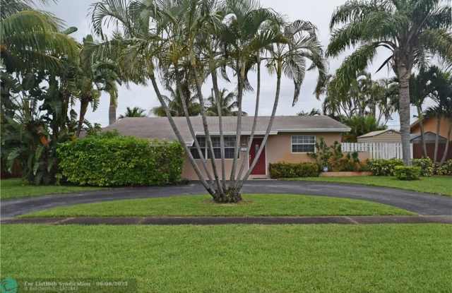 1710 N 42nd Ave - 1710 North 42nd Avenue, Hollywood, FL 33021