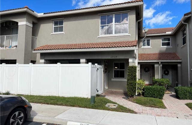 12519 Southwest 53rd Street - 12519 Southwest 53rd Street, Miramar, FL 33027