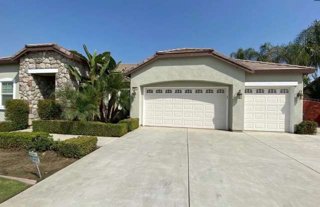 Executive Home for Rent – Northwest Bakersfield