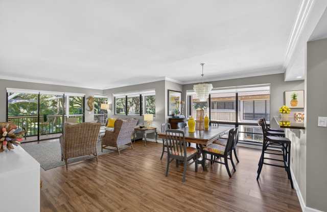 605 Brackenwood Cove