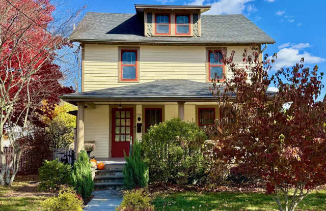 309 W Catharine Street