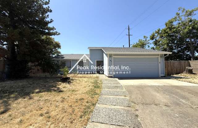 Wonderful 3bd/2ba Sacramento Home with Garage!
