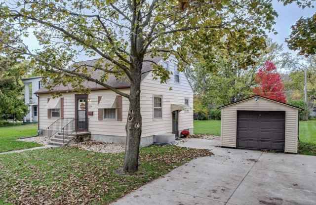234 South Franklin Avenue