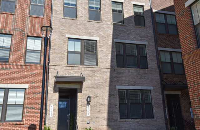 3-Bed, 2.5-Bath Townhome in Ashburn, VA