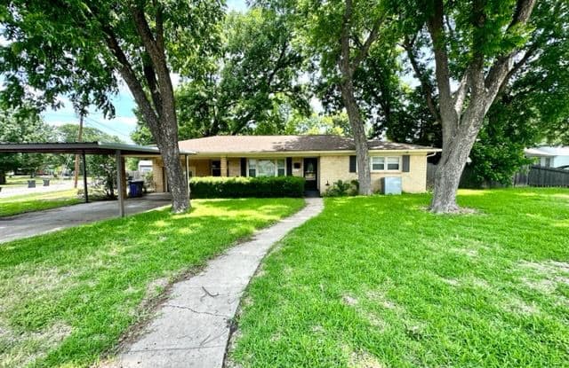 1317 Hillside St - 1317 Hillside Street, Waco, TX 76710