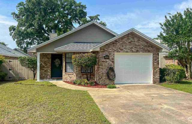 3241 Braxton Cir - 3241 Braxton Circle, Pensacola, FL 32503