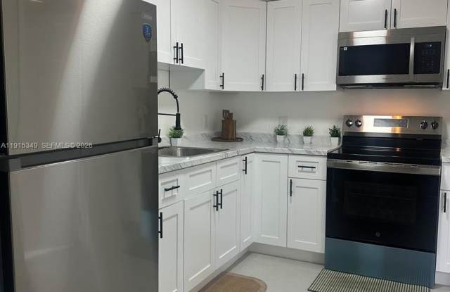 500 NW 24th Ave