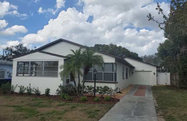 Renovated 3/2 North College Park Home with Pool, Fenced Yard  Garage!! photos photos