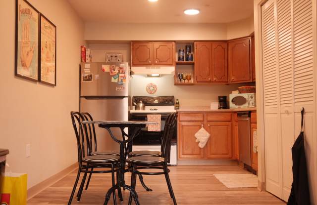 360 East Northwood Avenue