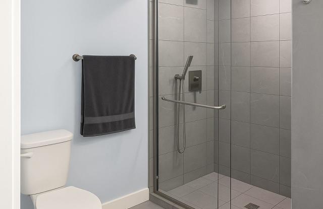 10739 Kling Street - 401