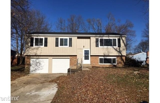 2724 Grosvenor Dr - 2724 Grosvenor Drive, Northgate, OH 45251