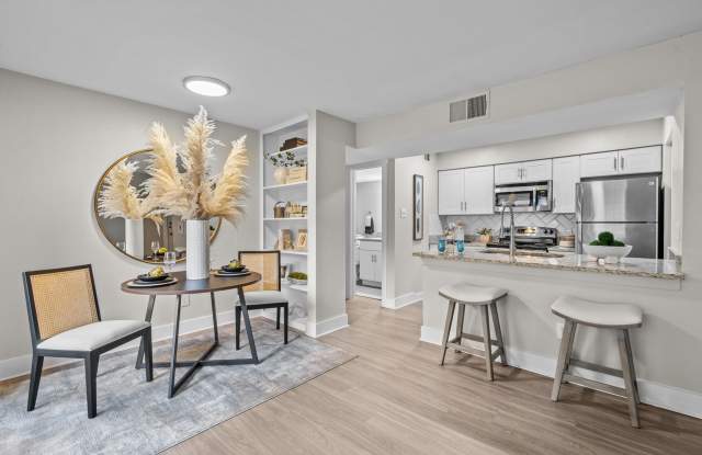 Silver Creek Apartments