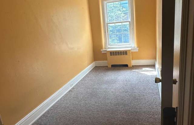 Photo of 29 W GAY Street unit: 3