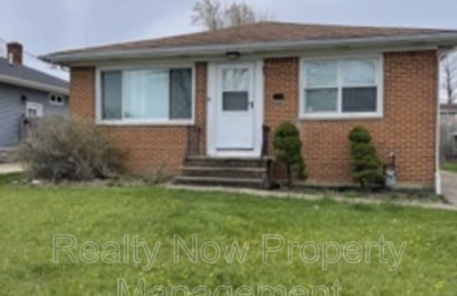 2825 Wales Ave - 2825 Wales Avenue, Parma, OH 44134